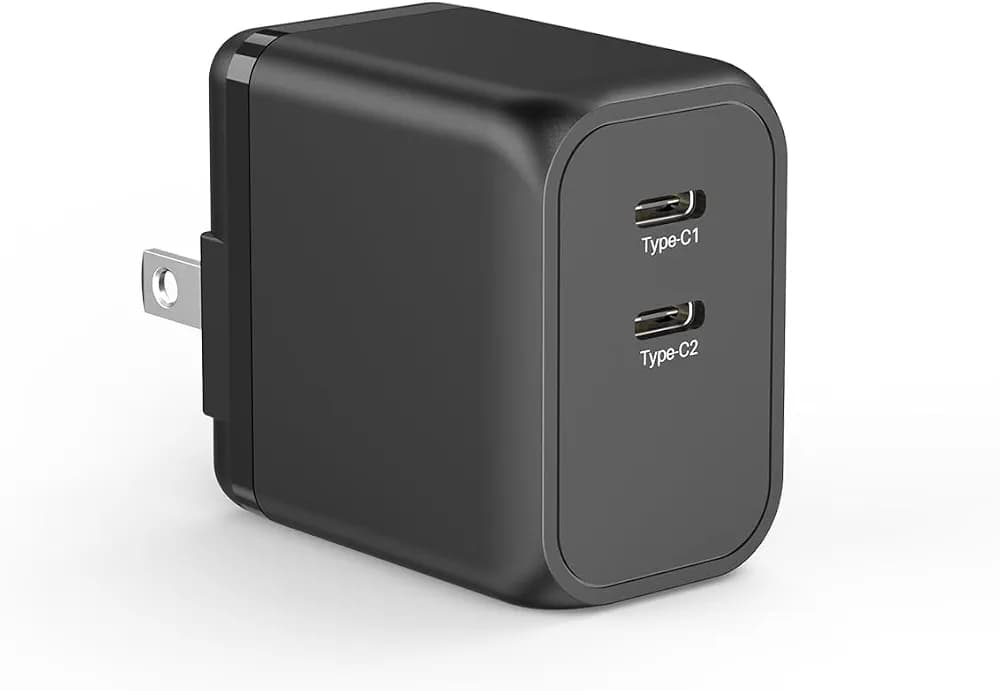 Powerology 140W PD QC 2xUSB-C and 1xUSB-A GaN Charger