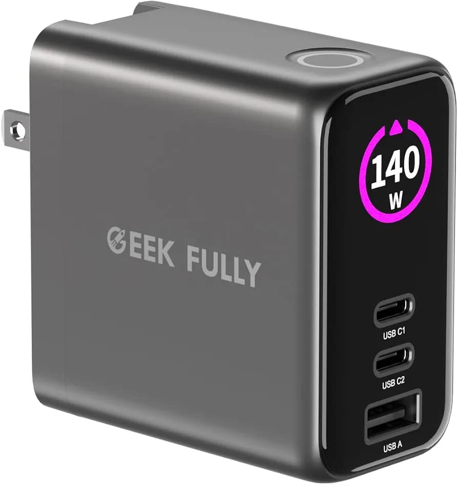 Powerology 140W PD QC 2xUSB-C and 1xUSB-A GaN Charger
